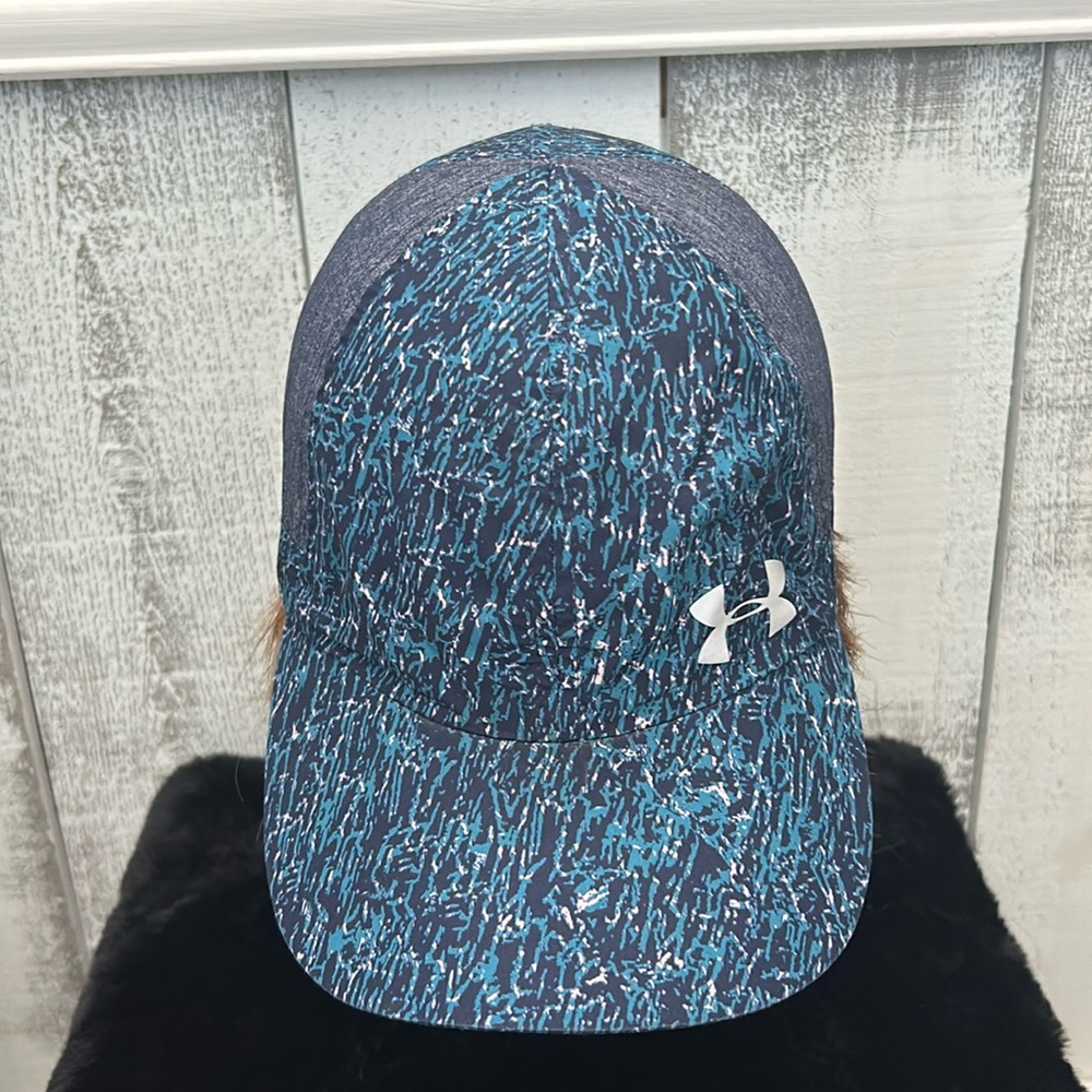 Women’s under Armour baseball cap